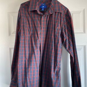 Men’s dress casual shirt